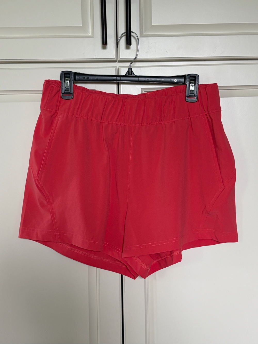 Columbia Women's Coral Active Shorts - Elastic Wide Waistband w/ Pockets- L